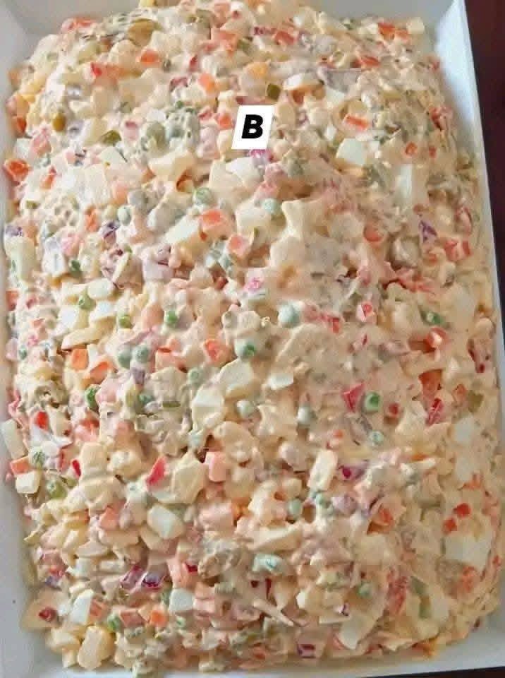 iamzioraa's tweet photo. How do you like your coleslaw 

Raw.                        Or.       Creamy https://t.co/cX3P4okjom