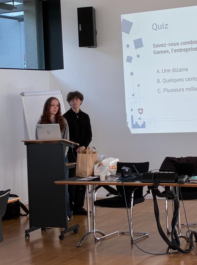 StatDataCH's tweet photo. 💻🧑‍💻Immersion in the world of IT

On Thursday 22 October, 16 young people joined us for an insight into the profession through discussions, presentations and practical workshops. https://t.co/yENWqcx3q8