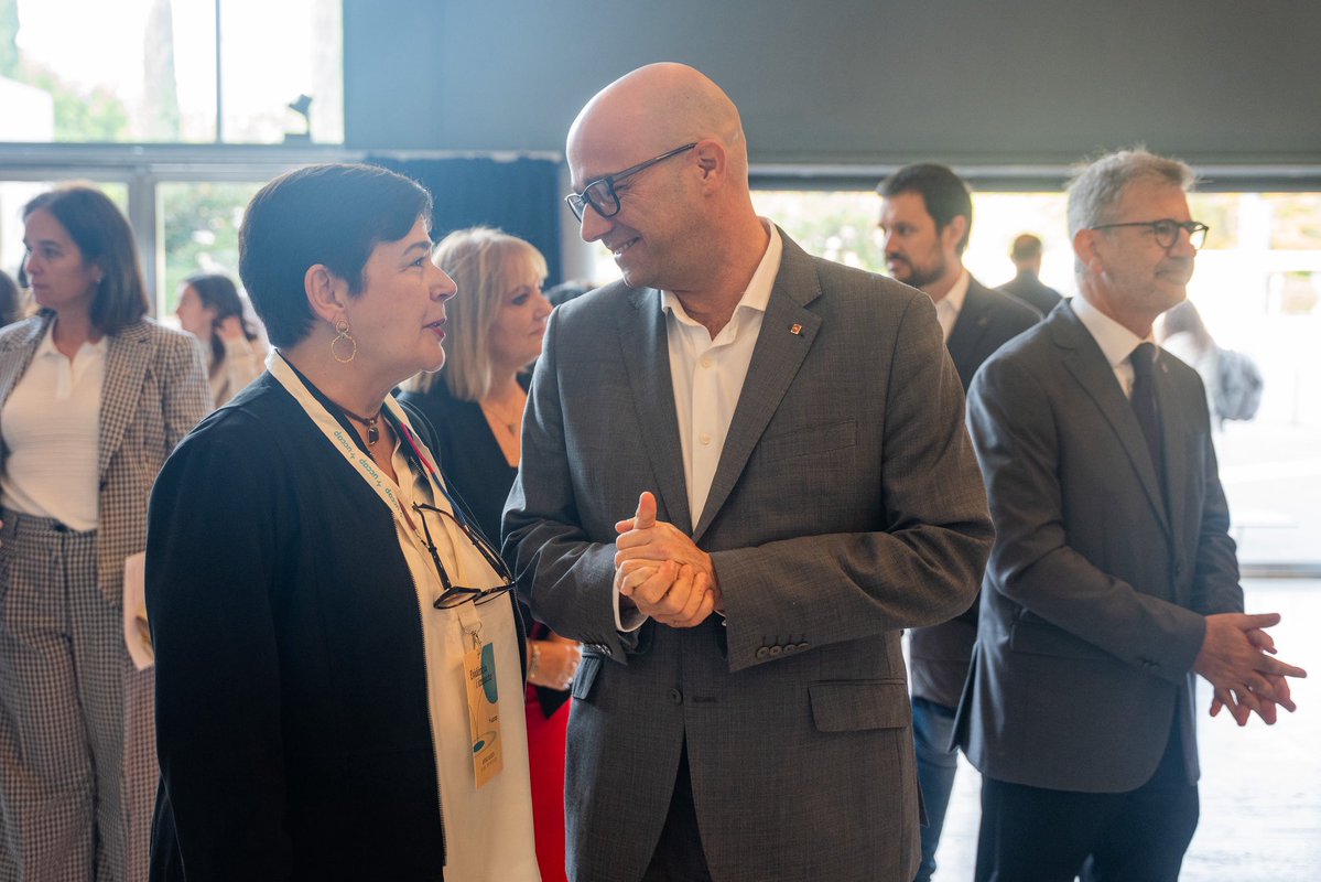 dsocialscat's tweet photo. 🧩 L’evidència i el coneixement són claus per millorar l’atenció precoç.

El conseller Raúl Moreno ha inaugurat la X Jornada Compartint Coneixement de la @UCCAP_, a Sant Cugat, per compartir bones pràctiques i avançar cap a intervencions de qualitat, adaptades als infants i les seves famílies.