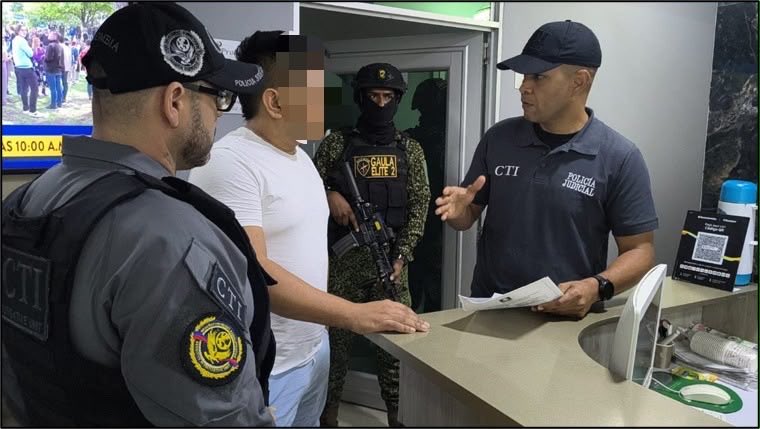 ArmadaColombia's tweet photo. En el marco de una operación conjunta, coordinada e interagencial, la Armada Nacional, el Ejército Nacional, la Fuerza Aérea , la Fiscalía General de la Nación y la Administración para el Control de Drogas de Estados Unidos (DEA) lograron la captura de seis presuntos integrantes de una organización narcotraficante transnacional con injerencia en los departamentos de La Guajira y Atlántico, y presuntos vínculos criminales en diferentes países de la región Caribe.