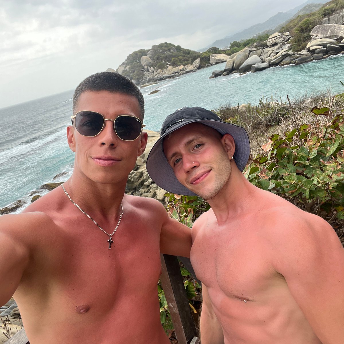 cam4gayesp's tweet photo. Mmm!
Esta pareja anda subiendo la temperatura ahora en Cam4!
😈😈😈
¡Entra YA a su show!
▶️▶️▶️https://t.co/GegCiYC3FZ
#gaysex #gayporn #pornogay #gaycouple #gaywebcam #gaychat #gaylive #cam4gay https://t.co/UyPBi3ZNvm