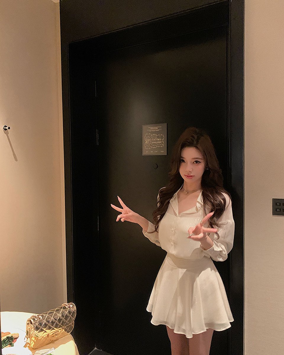 Maay_Stephanii's tweet photo. みんなの今一番おすすめの映画やアニメは何ですか？教えて。みんなはどう感じる？ 🚀🍰
atDS https://t.co/jd0Bok3GMJ