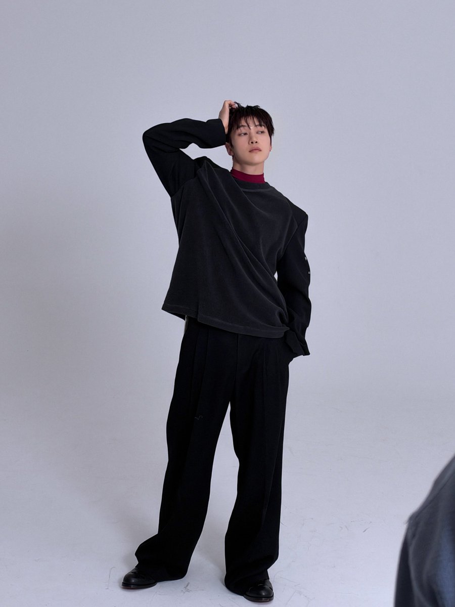 cream_ttu's tweet photo. 261022 공식 인스타그램 #석매튜 

the first-ever EMP magazine https://t.co/WNeiSJjJwY