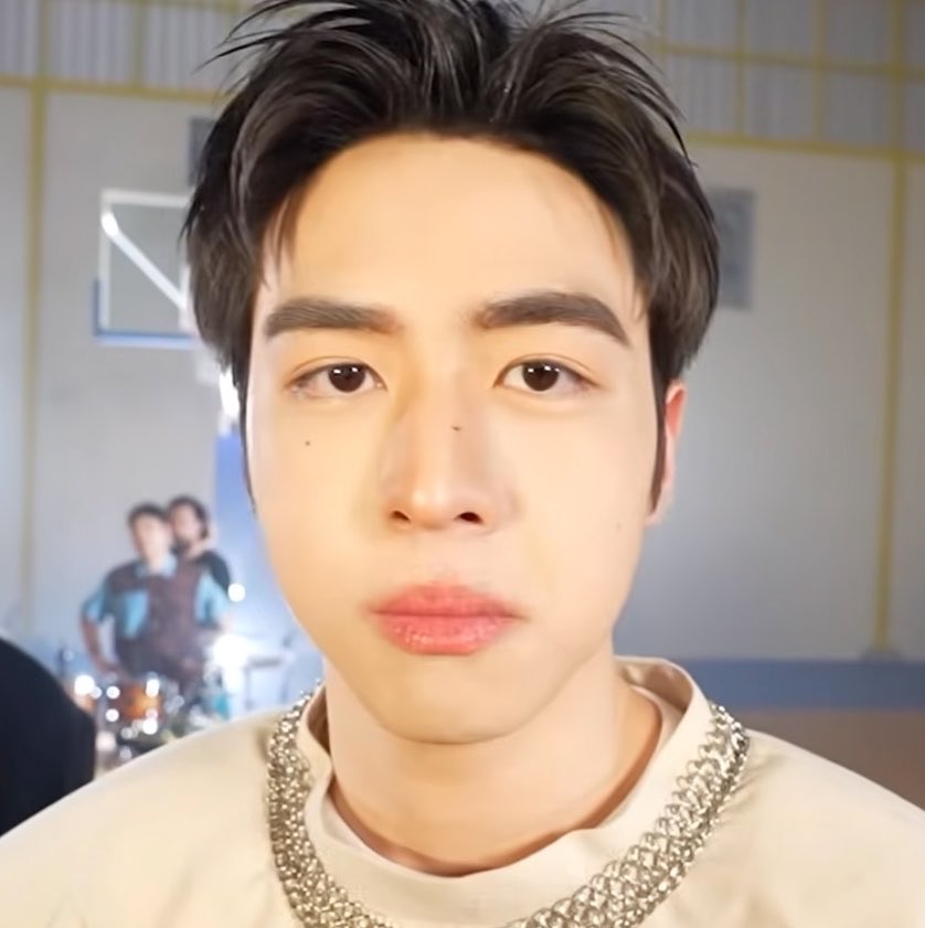 s__aime's tweet photo. ทั้งปิโปะ ทั้งมินเนี่ยน ทั้งวิสกี้ ทำไมมีแต่อ้วมๆล่ะเนี่ย 🥺🥺🥺 https://t.co/2M0HGcviRL