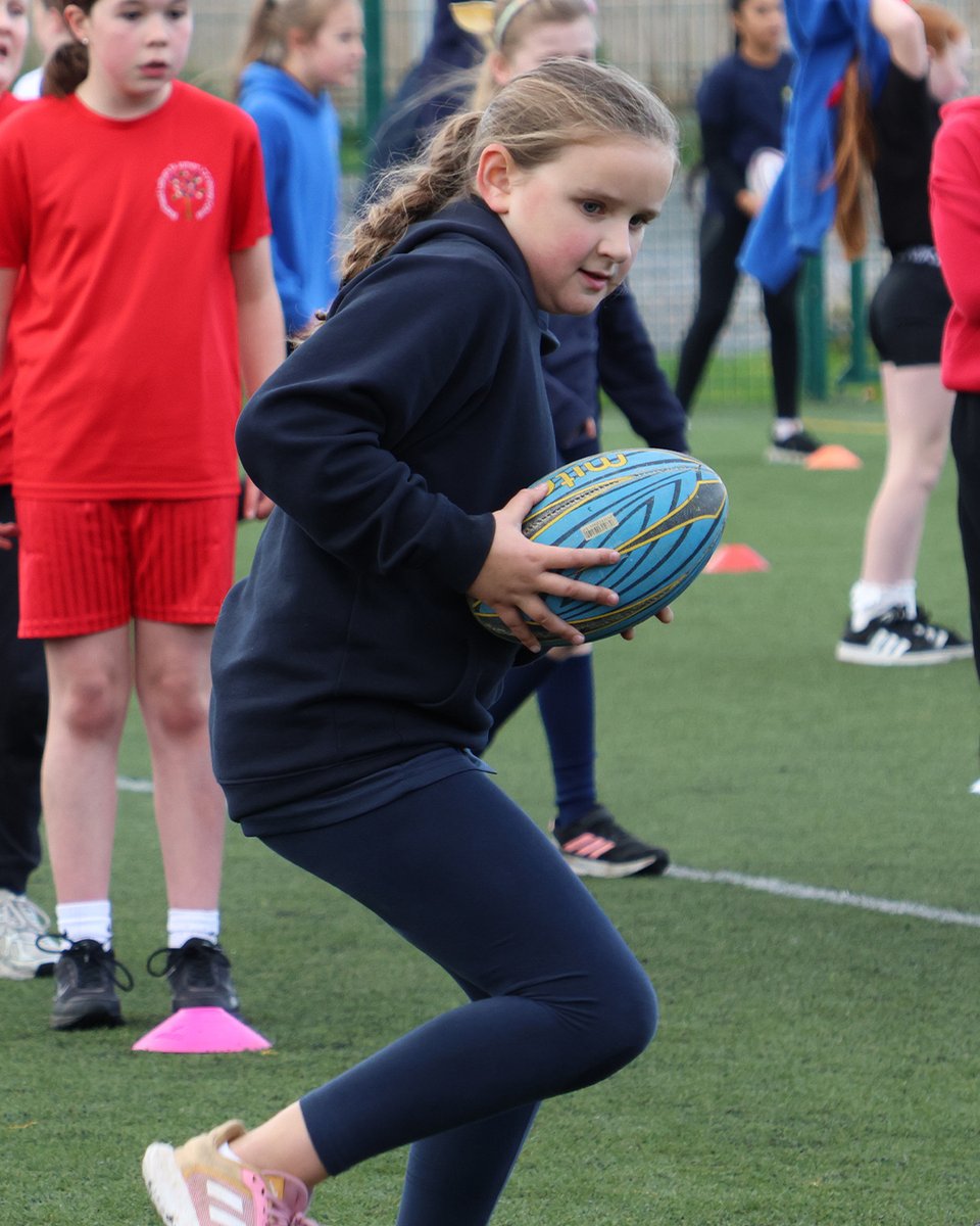 WiganWarriorsRL's tweet photo. π« "Itβs really important we do these festivals; we have a lot of opportunities for girls to get involved."
Wigan Warriors Community Foundation engaged with more than 220 pupils in a recent Girls Festival in Burscough! πͺ
#WWRL https://t.co/6LFLmxYU6P