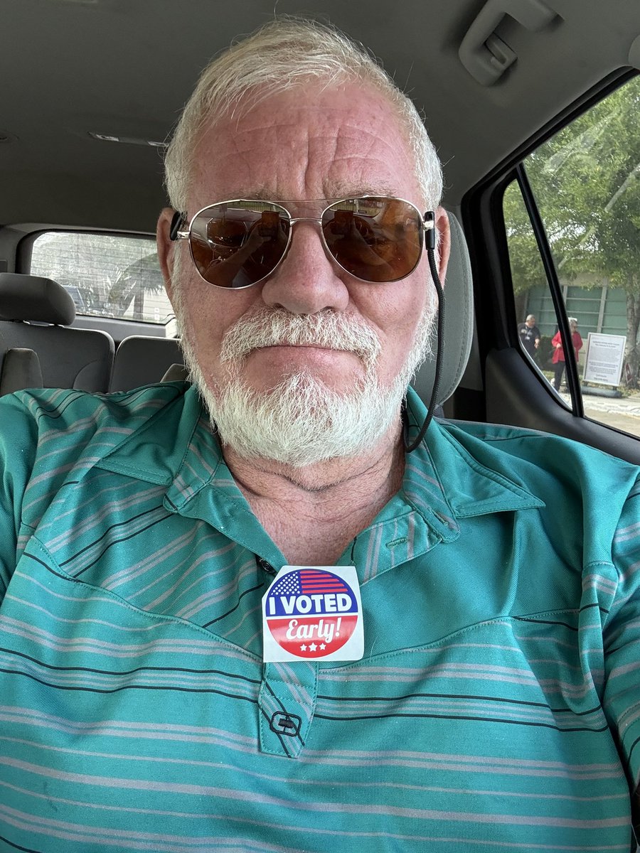 JackDaniels0314's tweet photo. Well, it’s done, I sure pray that Texas stays red! https://t.co/FvmIIQUf6D