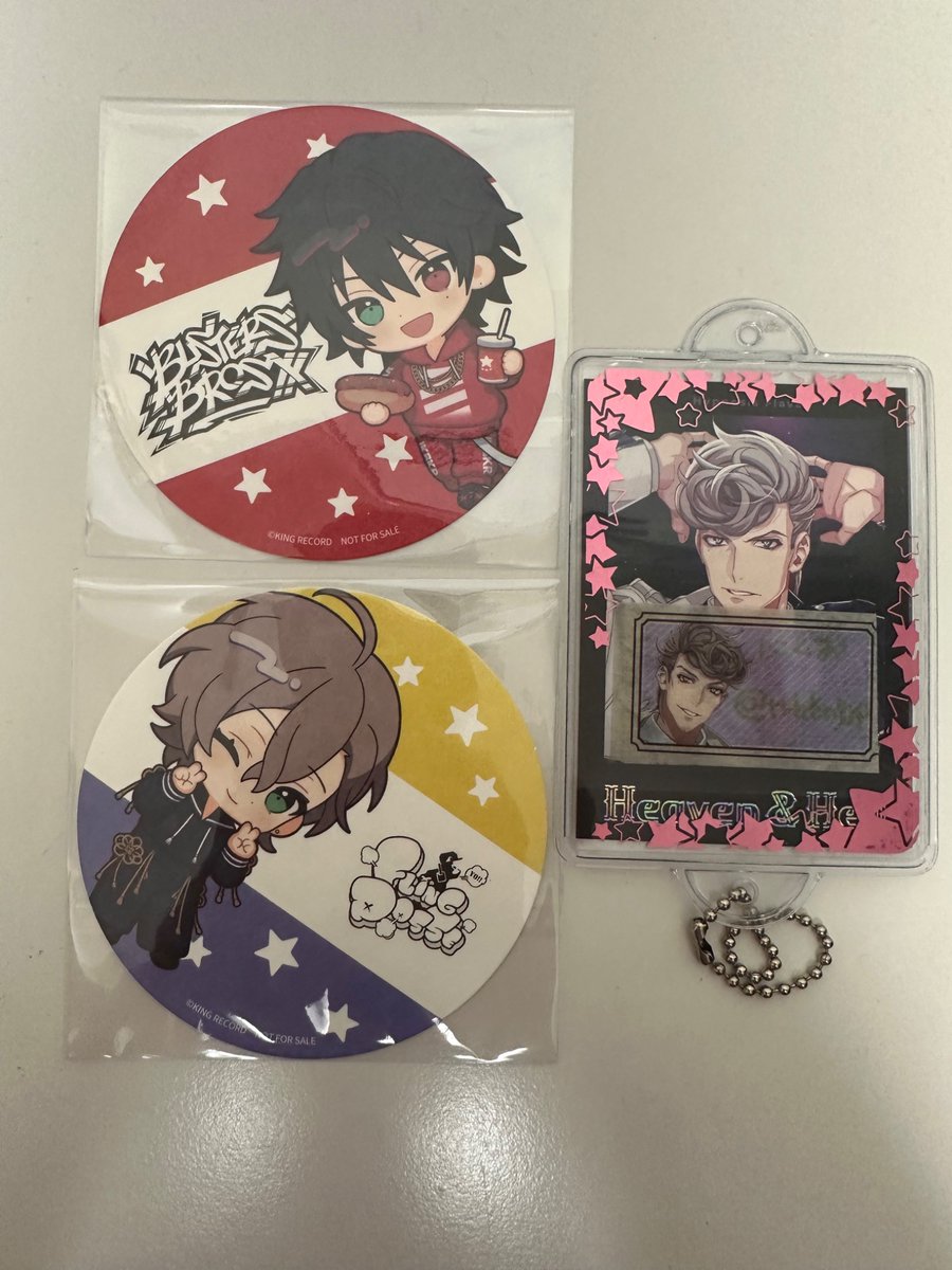 trhk_ngyp's tweet photo. 【交換】ヒプノシスマイク　ヒプマイ　コスモワールド　コースター

譲:一郎　幻太郎
求:十四　獄　各1

郵送交換
どちらも決めたいためお返事にお時間いただく可能性があります。どうぞよろしくお願いいたします。 https://t.co/8KXKitLdrz