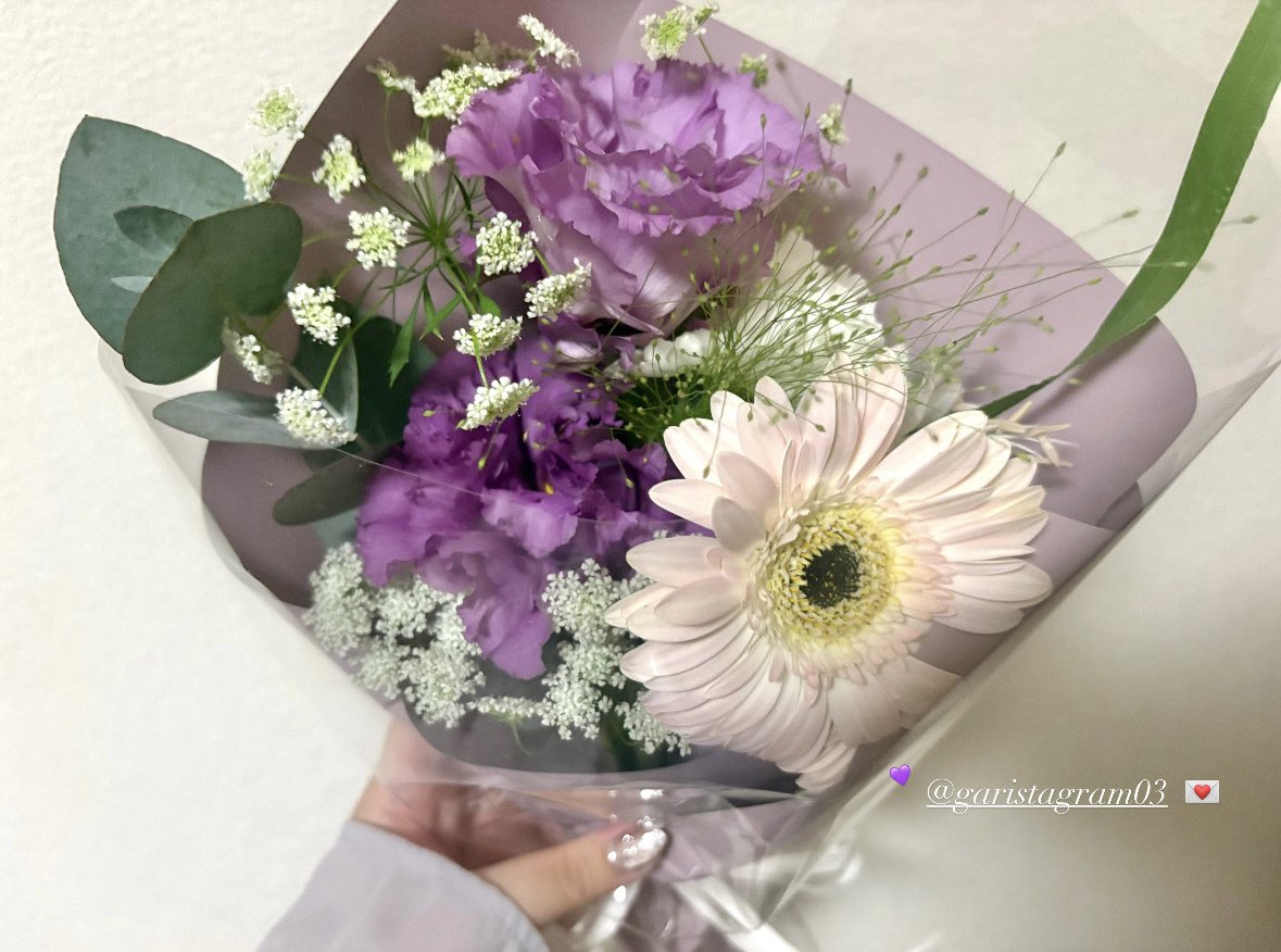 mero_rg3's tweet photo. ♡┈┈┈┈┈┈┈┈┈┈┈┈┈┈┈┈┈♡

              𝐇𝐚𝐩𝐩𝐲𝐁𝐢𝐫𝐭𝐡𝐝𝐚𝐲💜✨️

           世界で一番大好きな人へ💐
          ”僕には君が必要なんだよ”

♡┈┈┈┈┈┈┈┈┈┈┈┈┈┈┈┈┈♡

#HAPPY_RYOGA_DAY https://t.co/jYLgnuqDZk