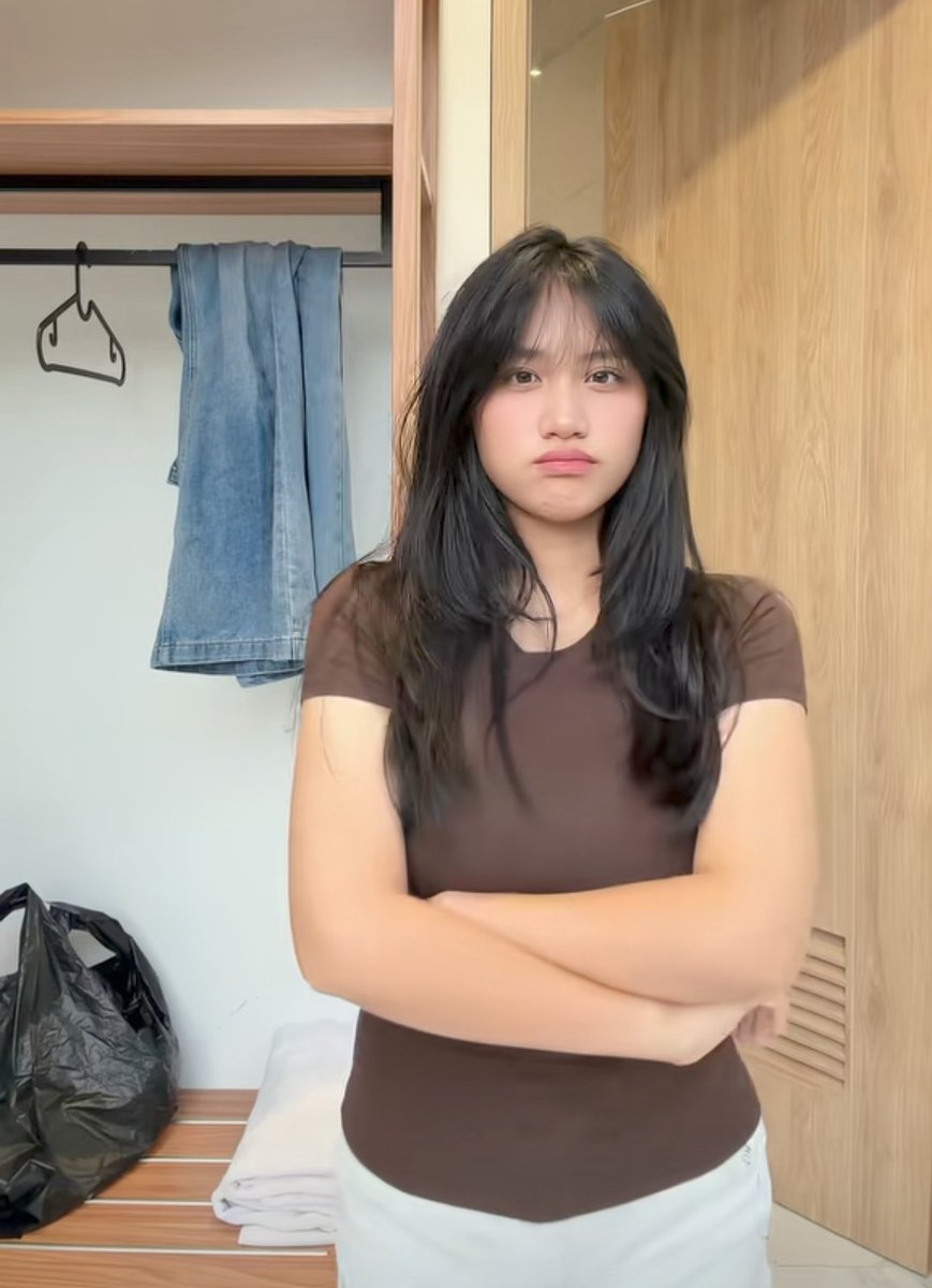 partofnclscndd2's tweet photo. Kenapa ditahan keluarin aja https://t.co/cIfCvloxG4