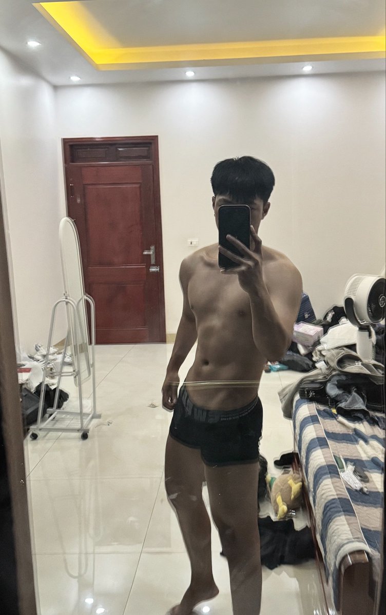 hiep_ka's tweet photo. hello các con vợ lên kèo đi nào https://t.co/FVM1kx844S