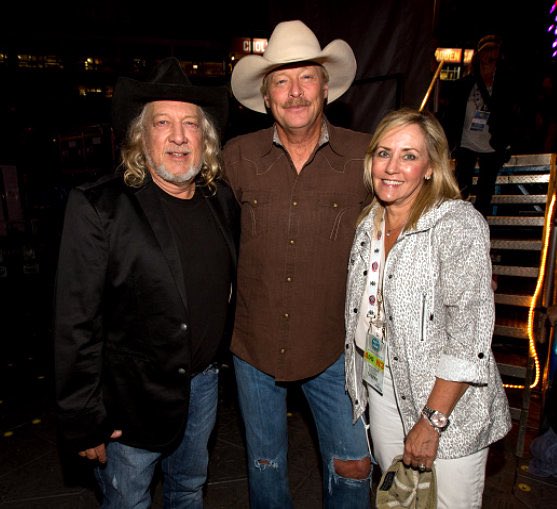 OfficialJackson's tweet photo. You’re one of the voices that led me to Nashville. And one of the most distinctive singer songwriters of the last few decades. A real country man. “Count the memories.“ RIP @johnanderson. ~ AJ https://t.co/hYpP6IRDN9