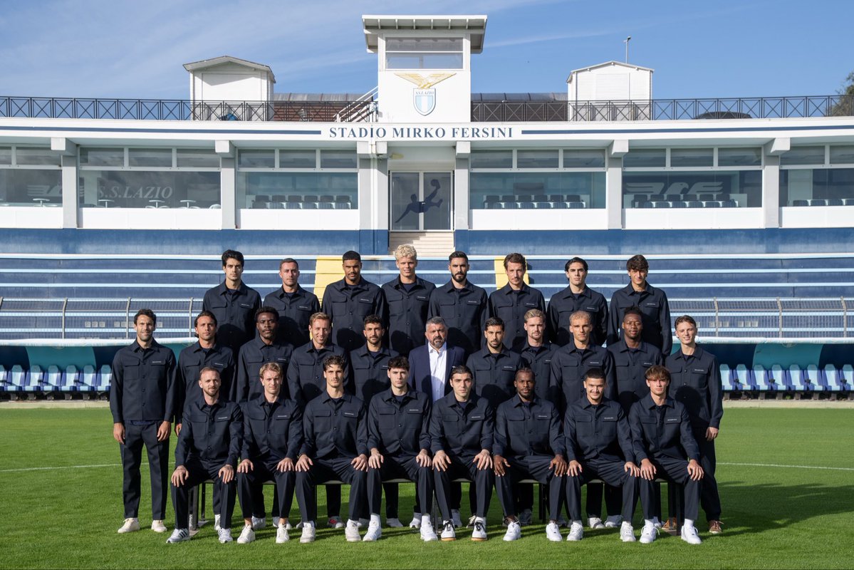 OfficialSSLazio's tweet photo. 👔 Tutto lo stile biancoceleste

@sartoriacardona ✍️
🤝➡️ https://t.co/ImVBLvPiML https://t.co/o9gUmrn8TD
