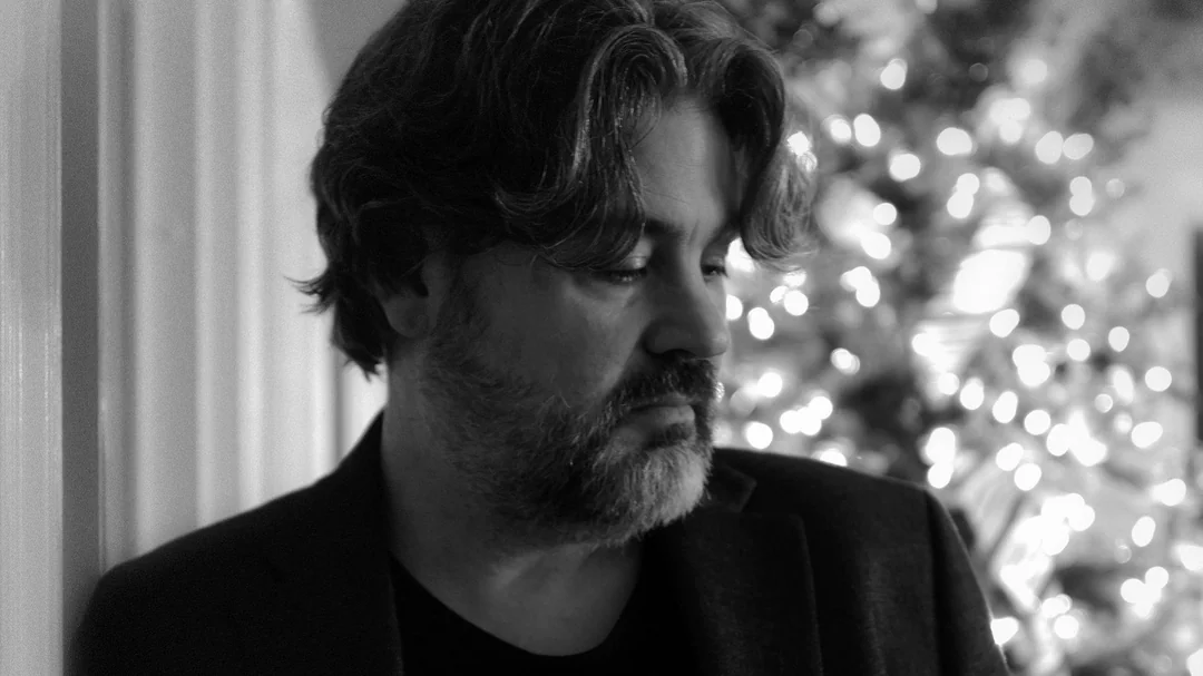 ComicBook's tweet photo. Comic writer Jonathan Hickman confirms he's been consulting on ‘AVENGERS: DOOMSDAY’ and ‘AVENGERS: SECRET WARS’  

(Source: @bleedingcool) https://t.co/U8cKsflziA