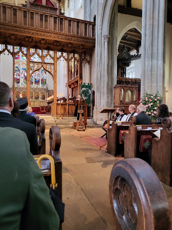 ERPDF's tweet photo. Linda Belgrove MBE reading Tribute to Rosemary.
500 + in attendance.
Piper: Corporal Euan Jardine. Pipe Sergeant,
The Royal Scots Dragoon Guards by kind permission
of the Commanding Officer Lt Col CPS Majcher.
https://t.co/bzj2Fctpp1 https://t.co/ZOQOZw5rE1