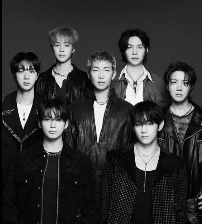 keiffar's tweet photo. VENDO MEUS INGRESSOS BTS
Show BTS WORLD TOUR ARIRANG!
📍Morumbis 

PISTA E ARQUIBANCADA

MEIA e INTEIRA 🎟

Dia 31/10
Dia 30/10

Comprovo o ingresso certinho, me chama!

bts,show,ingresso, venda,compro, morumBis,São Paulo compro BTSS. https://t.co/qx0OUJJ5ZK