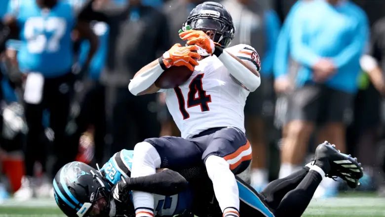 Sports_Chef_'s tweet photo. Leg 4: Kalif Raymond over 24.5 receiving yards

The NE secondary is decimated with injuries 🏥 

Christian Gonzalez still exists outside, and Ben Johnson won’t force it out there to Rome or LB3

I expect lots of work for Loveland and Raymond on the inside 📈

25+ is light 🤫 https://t.co/YX7C5Huj2t
