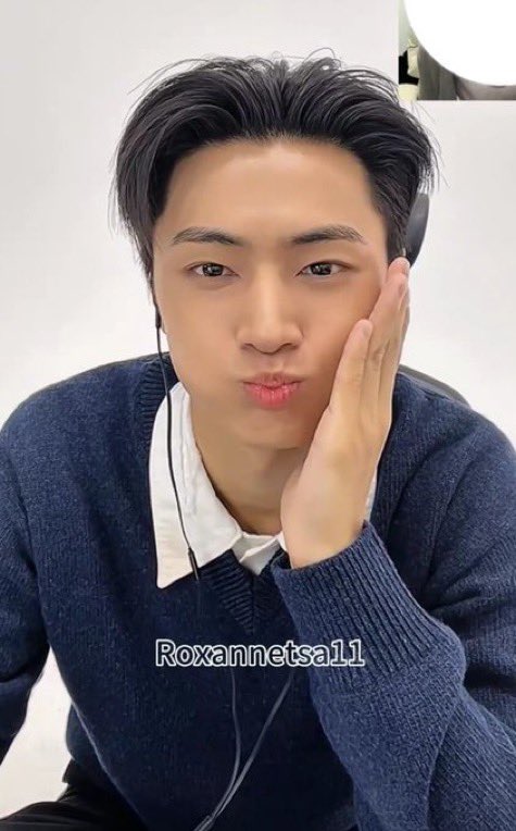 bhuwskul's tweet photo. ⠀⠀⠀⠀in  your  he𝙰rt⠀⠀𓈒⠀𓈒⠀⠀❀   𝄞⠀⠀ 🍏❤︎⠀⠀⠀⠀⠀⠀♡̩̩̥͒⠀ 🎹⠀ 𝅘𝅥𝅮⠀b𓏸t—love⠀🌸༄ https://t.co/KKJzA6swc8