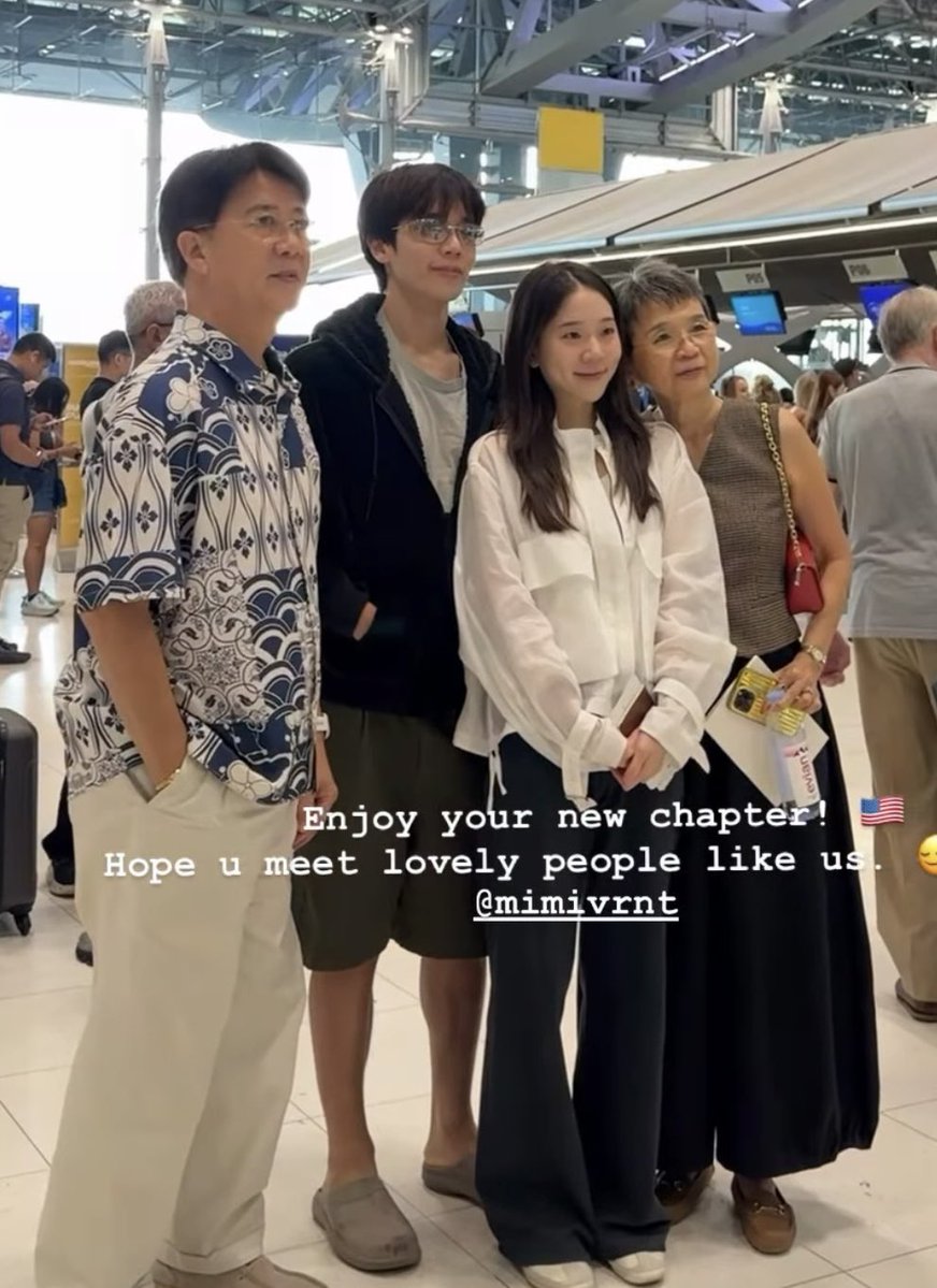 hiajimnongsea's tweet photo. it just occurred to me that mimi is currently in the US studying (?), i wonder if big brother jimmy will get a chance to meet his lil sister while he’s there for fanday.. knowing how much of a family man jimmy is, i realllllly hope he gets to meet mimi 😭💜 https://t.co/YgABu6hqnd