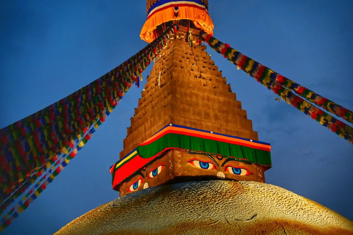 crazylelly's tweet photo. Kathmandu, Nepal: Sankata Temple and Boudhanath Stupa. https://t.co/GI3H3KZdgd
