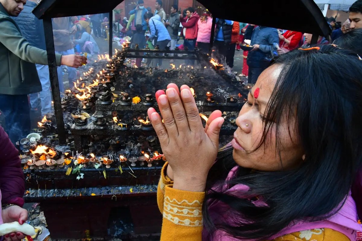 crazylelly's tweet photo. Kathmandu, Nepal: Sankata Temple and Boudhanath Stupa. https://t.co/GI3H3KZdgd