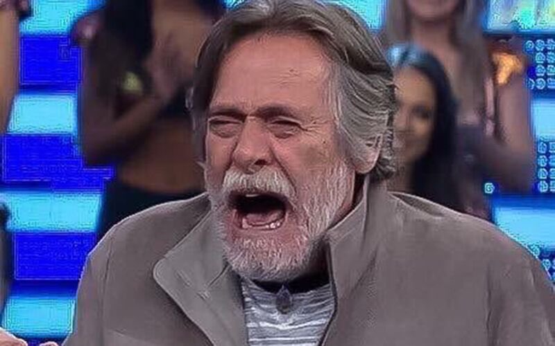 corrupcaocememe's tweet photo. O JOSÉ DE ABREU IMPLORANDO PELOS VOTOS DO MISSAO 🤣🤣🤣 https://t.co/YGBQn1j4Vo