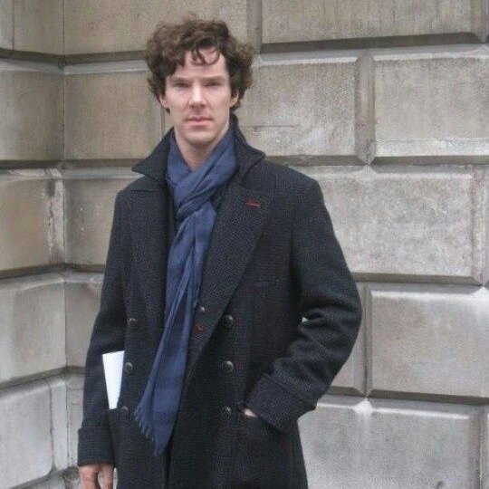 tavriany's tweet photo. Good Afternoon, Evening, and Morning, everyone!😊
Have a lovely Thursday🤗☀️🍁🧡
#BenedictCumberbatch https://t.co/FQSwa93pL7