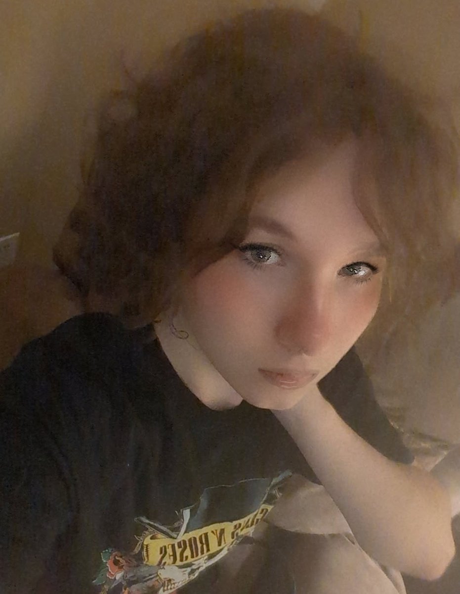 fluffyalt03's tweet photo. BANNED FOR A WEEK, NEW #promotwt 

♡ My name is Noelle!
♡ I'm 22!
♡ I'm transfem and spend too much time playing Tetris, ATLUS, and Zelda games
♡ DNI: Pedophiles (that means you too, lolicons), transphobes, homophobes, racists, MAGA, etc

Follow if you share any interests! https://t.co/Hp5XL3s2BK