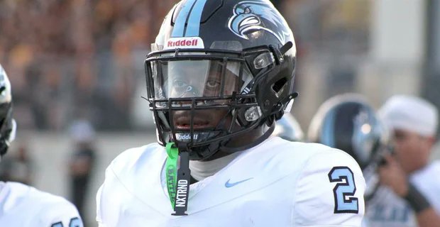 ttjharden8's tweet photo. Four-star 2028 LB Deshawn Simmons made the move from Florida's panhandle to Texas ahead of his junior season.

While several programs have been doing a good job in his recruitment, Florida is emerging in his process.

"We've started building a pretty good relationship."

➡️: https://t.co/rlkVXnYxHr (VIP)