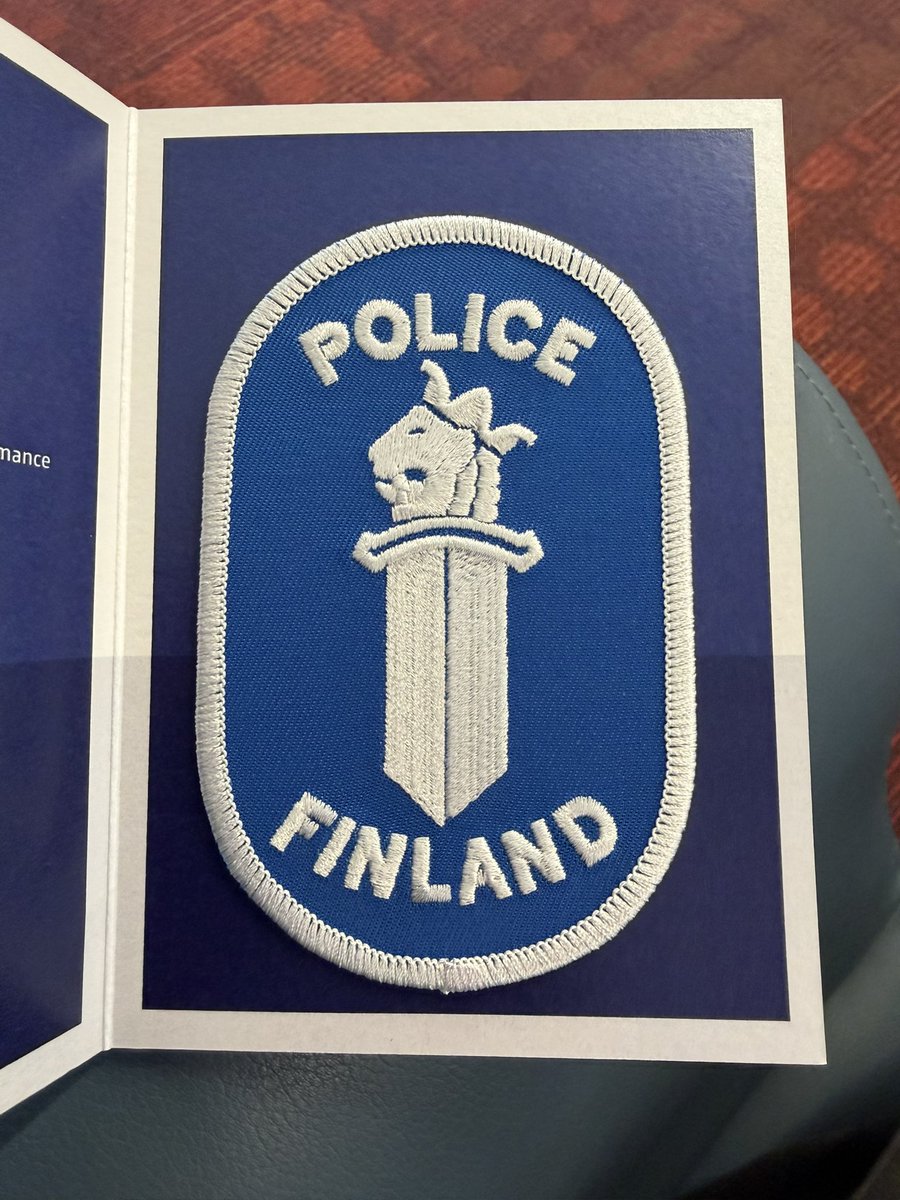 149Zone7's tweet photo. A patch from one of our guest today - I love sharing information with fellow law enforcement from around the world! https://t.co/vrNjXciMgr