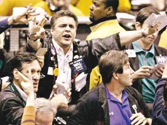 MrTopStep's tweet photo. $ES $SPY $SPX $QQQ $NQ

And then I look over at the Tudor desk and I see the clerk walk into the pit (Paul Jones) did not want his orders flashed into the pit and I knew that when he places one oder into his desk 2nd order went to another desk and the 3rd oder went to another desk and the 4th order went to another. 

What I didnt know was it a buy order or a sell order and a few seconds later the clerks in the pit were yelling out 'Tudor just sold 600 SPU' and now I was down $95k 

continued