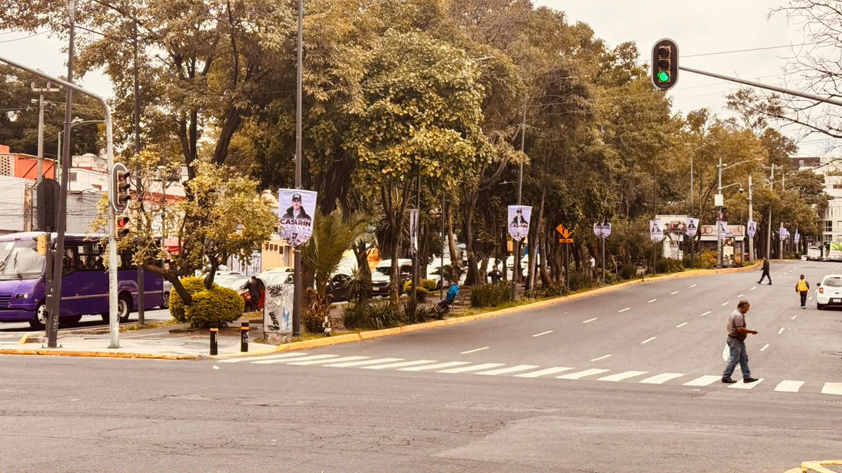 polimniaromana's tweet photo. Lugares prohibidos para propaganda electoral
No se puede colocar propaganda en:
•Señalizaciones viales y semáforos
•Postes de servicios públicos y de alumbrado eléctrico
•Infraestructura elevada y puentes
•Árboles, parques o áreas verdes

IECM/ACU-CG-088/2024 https://t.co/8Zcd1RnjeV