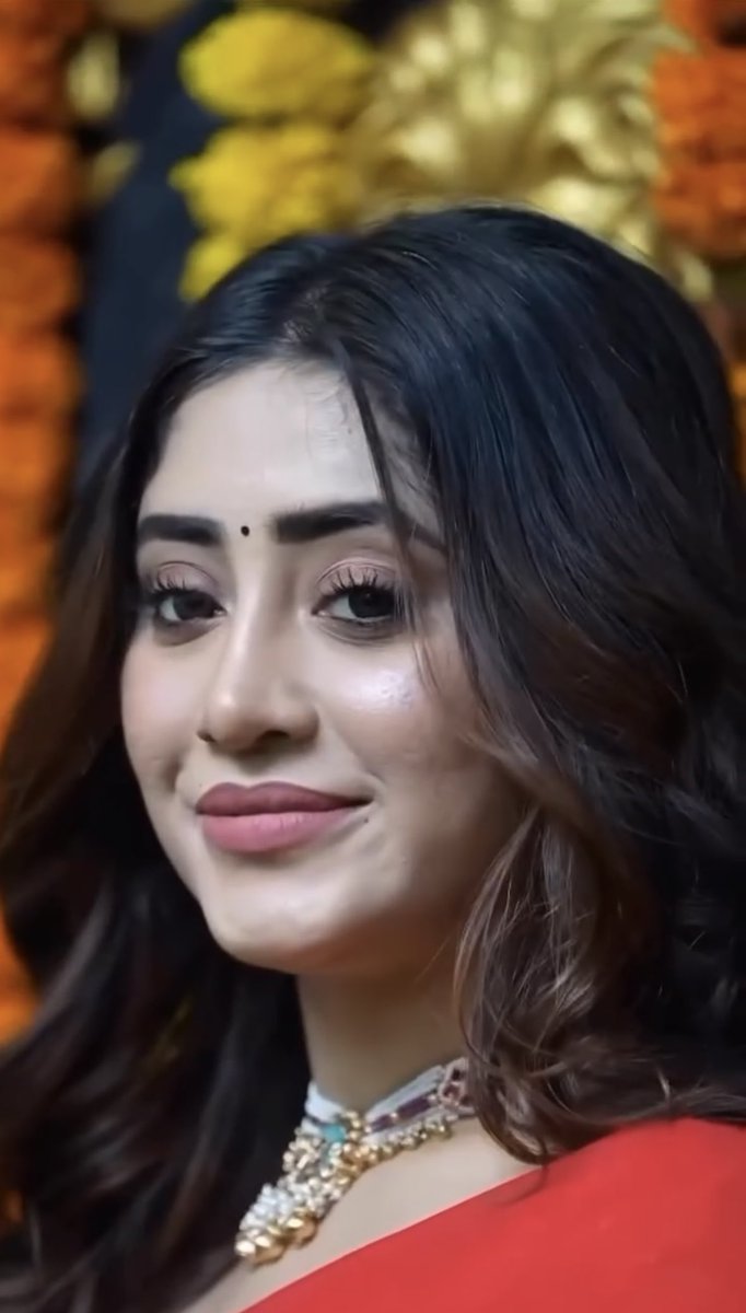 ACTRESSESLOVES9's tweet photo. SHIVANGI JOSHI ❤️‍🔥 https://t.co/L22H024054