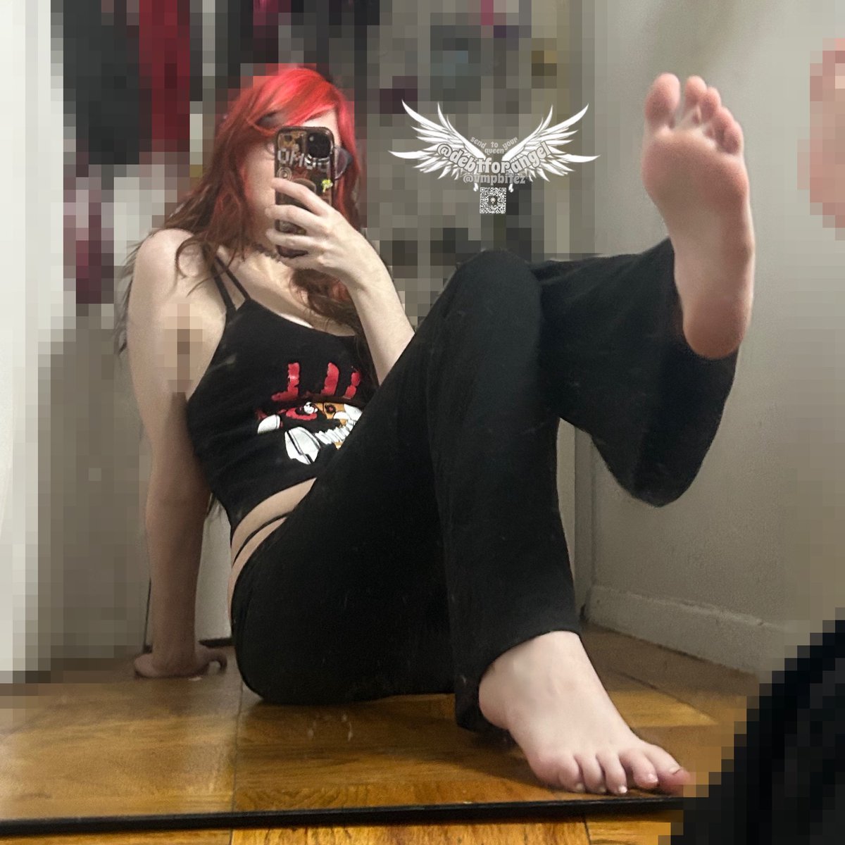 debtforangel's tweet photo. soles better than ur gfs https://t.co/fe8kSFqECj