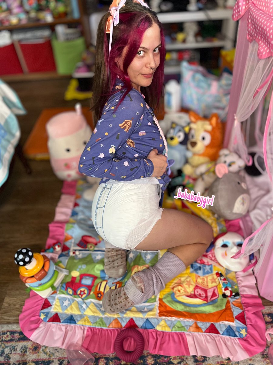 babababygirl_'s tweet photo. ok since you asked so nicely… I’ll show you my diaper 🤭 you perv!! https://t.co/3LZA129yCI