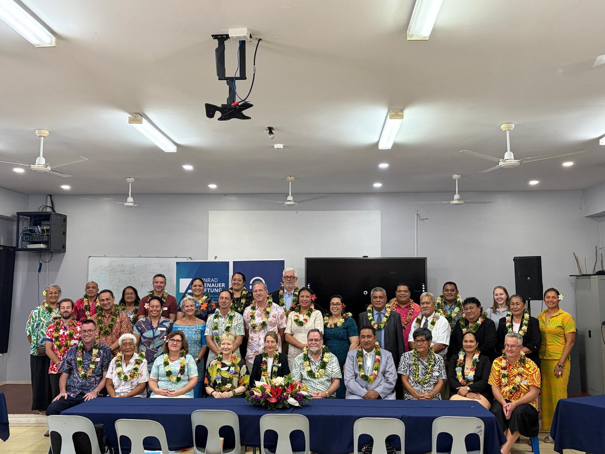 GermanyPacific's tweet photo. 🇩🇪🇼🇸 Strengthening dialogue on the rule of law in the Pacific!
GER’s Honorary Consul in Samoa, Stefan Szegedi, attended the 2026 Rule of Law Dialogue in Apia, delivering keynote remarks.

Proud to support dialogue, justice and regional cooperation.

#RuleOfLaw #GermanyPacific https://t.co/s9kWtWM1Qe