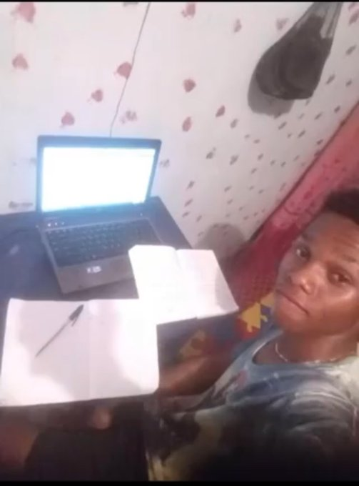 FXDannyG's tweet photo. This guy went from selling pure water on the streets of Lagos to Owning 5 Houses, 5 Cars, in just 5 years of trading.

Lesson learnt: It might take a while, but it'll definitely be worth it https://t.co/kDpfVFOyN2