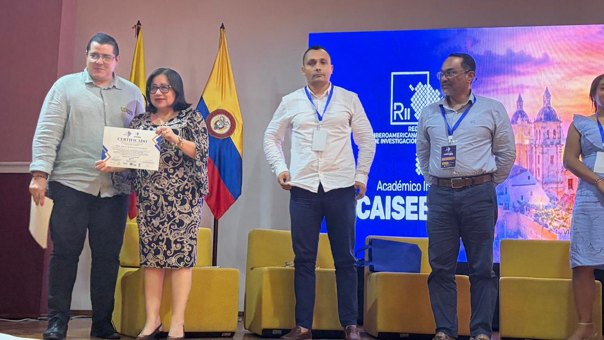ces_ec's tweet photo. #EventosCES | En el marco del IV Congreso Académico Internacional de Salud, Educación y Bienestar (#CAISEB2026), Carmita Álvarez, consejera académica del CES, participa en el foro: “Transformación digital e inteligencia artificial como herramientas para el desarrollo local y la armonización social”.

➡️Este espacio propicia el diálogo, el intercambio de conocimientos y la reflexión sobre el papel de la transformación digital y la inteligencia artificial en el desarrollo local, así como su contribución a la construcción de sociedades más equitativas, inclusivas y sostenibles.