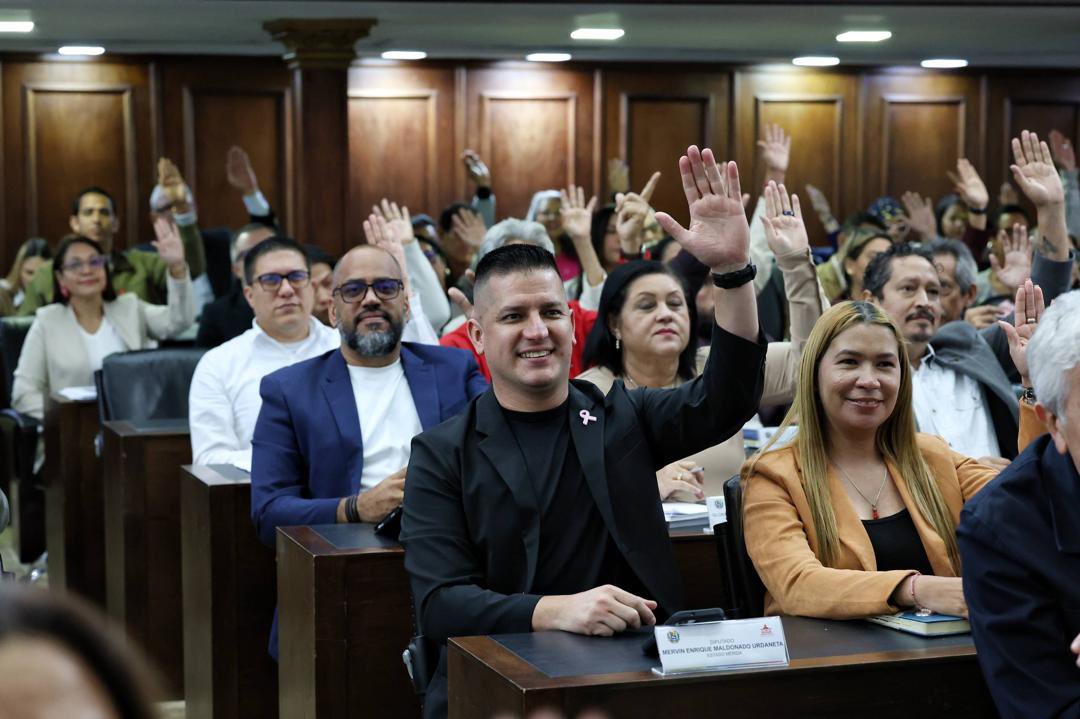 jorgerpsuv's tweet photo. https://t.co/GVEyCkd1aR