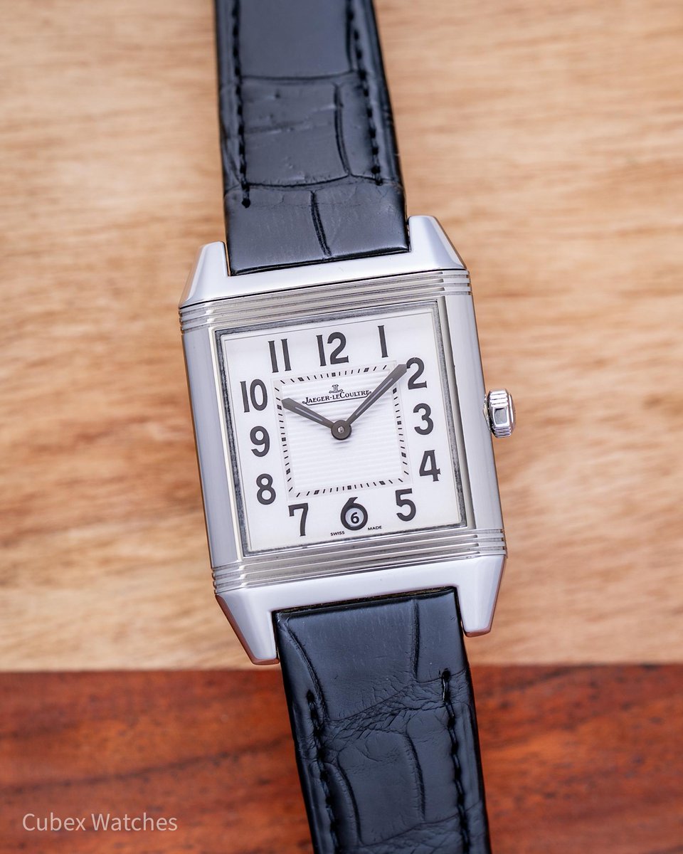 WatchPatrolRF's tweet photo. 🔄 The Reverso Squadra Lady trades the usual Art Deco lines for a bolder, chunkier case. Automatic movement keeps things hassle-free. Still flips—still pure JLC. #JaegerLeCoultre #Reverso #Automatic #cubex68
💰 $4,799 at https://t.co/qtB3MxfxTW https://t.co/E1I4Pmm2Sx