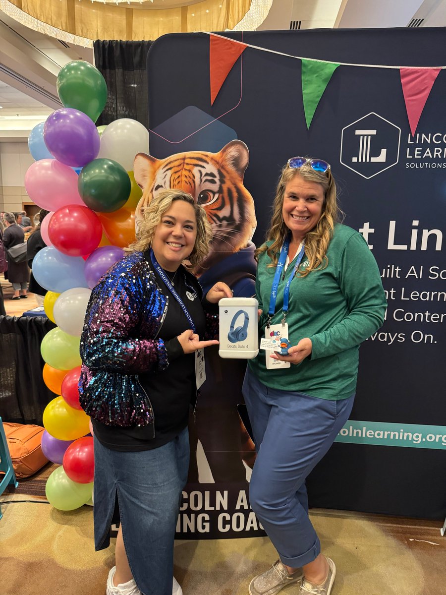 LincolnLearning's tweet photo. Smiles, prizes, and lucky winners! 🎉🎁

Congratulations to our #DLACIgnite giveaway winners!

Thanks to everyone who stopped by our booth and joined in on the fun!

#LincolnLearning #DLAC2026 https://t.co/PyURuZZD07