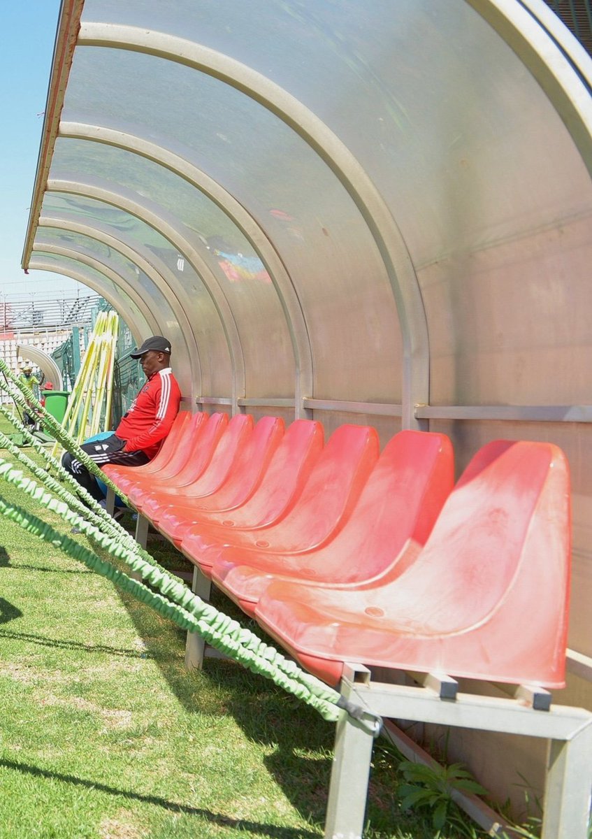 MSFC__'s tweet photo. Cardoso ball forced them to reshuffle their technical team? 🤣🤣🤣 https://t.co/qVlD1vlbxK