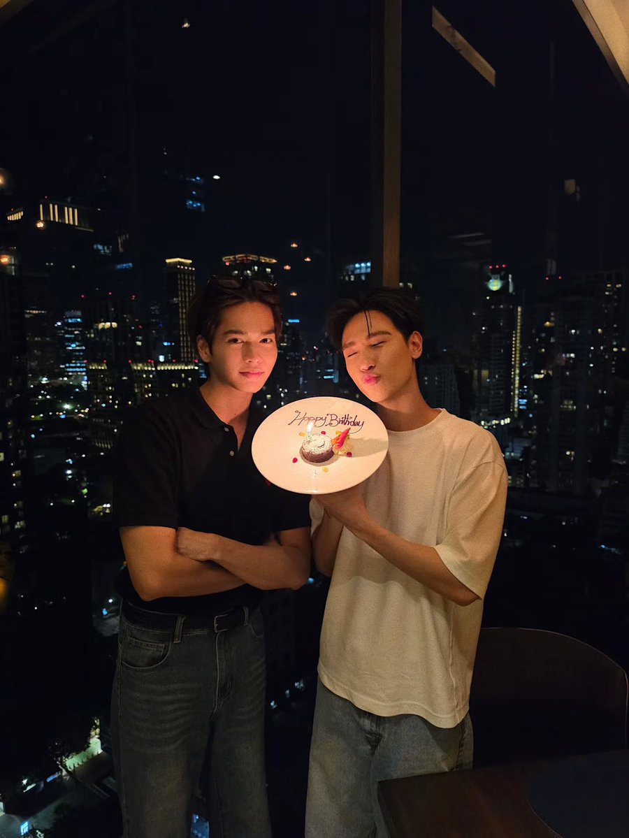 coolnekodaisuki's tweet photo. คนแรกของใจ ได้แฮปคุณก่อนใคร น่ารักจัง ㅠㅠ https://t.co/kWmRo9keNf