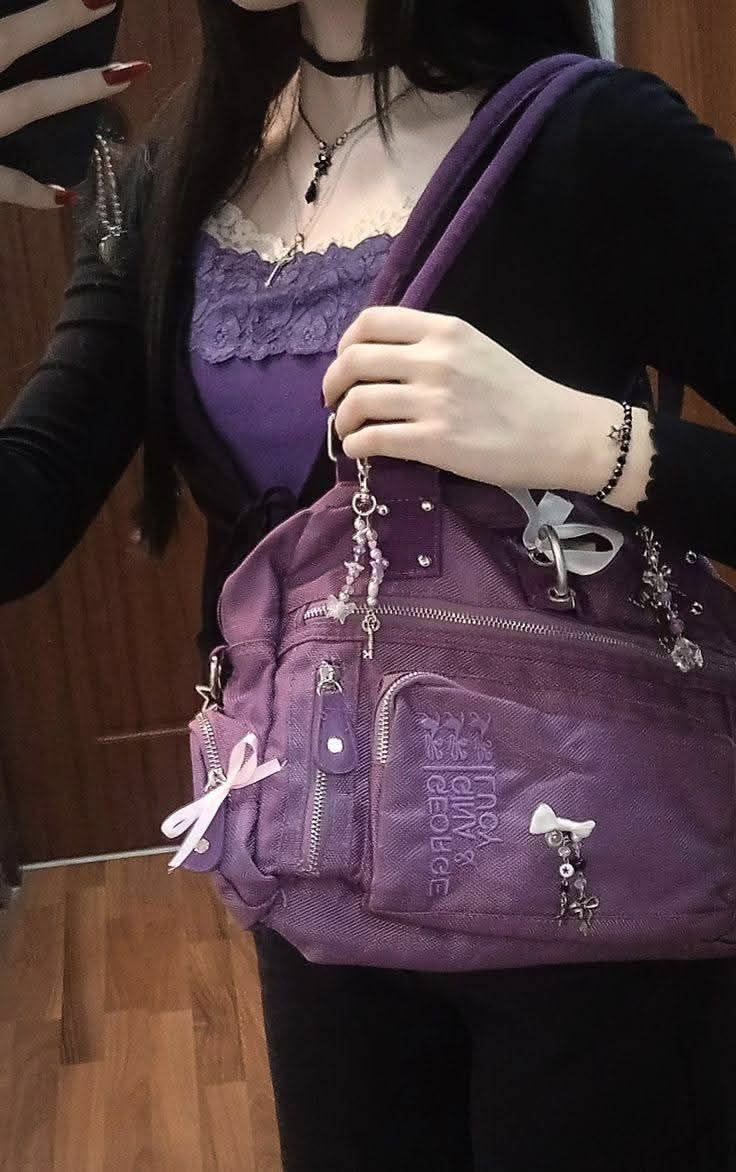 yvyvI3160's tweet photo. 刷pinterest的时候刷到了这两张照片
如果我有这种身材真的会穿这样去看演唱会
刚好我担是紫担来着！！
好喜欢这个风格 https://t.co/UjrNkRk099