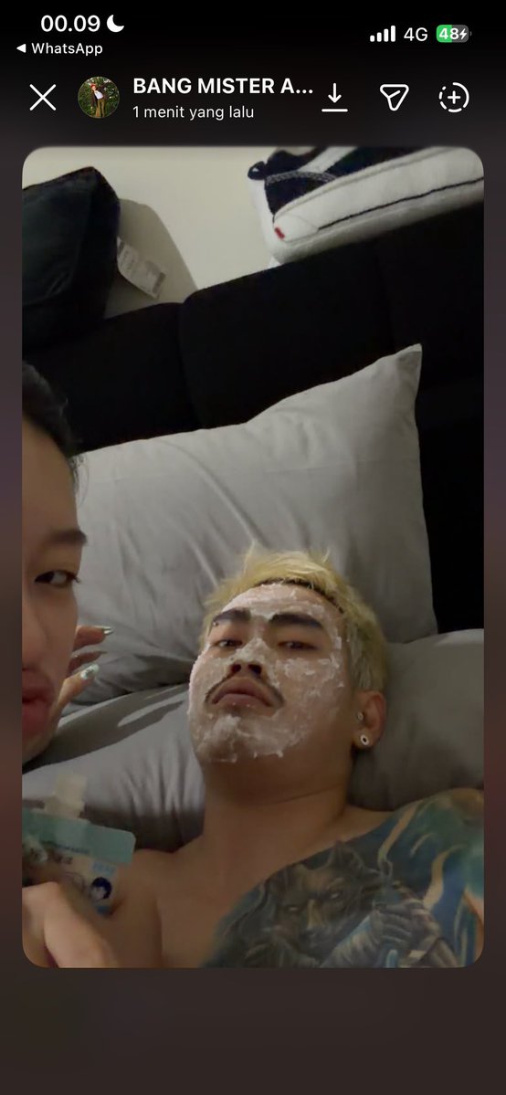 barangpanas77's tweet photo. @supelpowel netizen anjgg, gausah terlalu di goreng dehhh
udah jelas' si cewenya yg kegatelan main nyosor, org aloy ama karen aman' aja
puas kan lo? https://t.co/4eS3SC4Mqj
