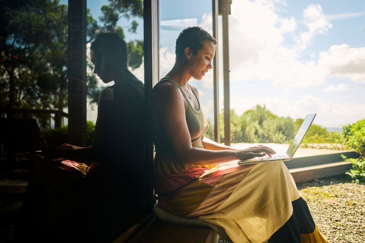 RemoteTribeLife's tweet photo. A new study ranks the toughest countries for digital nomads, citing paperwork, banking, and internet barriers.

Top 3:
🇨🇴 Colombia
🇲🇽 Mexico
🇩🇪 Germany

See the full list via @TravelNoire: https://t.co/3vbvCEbK3A https://t.co/tEtIaD6Tp5