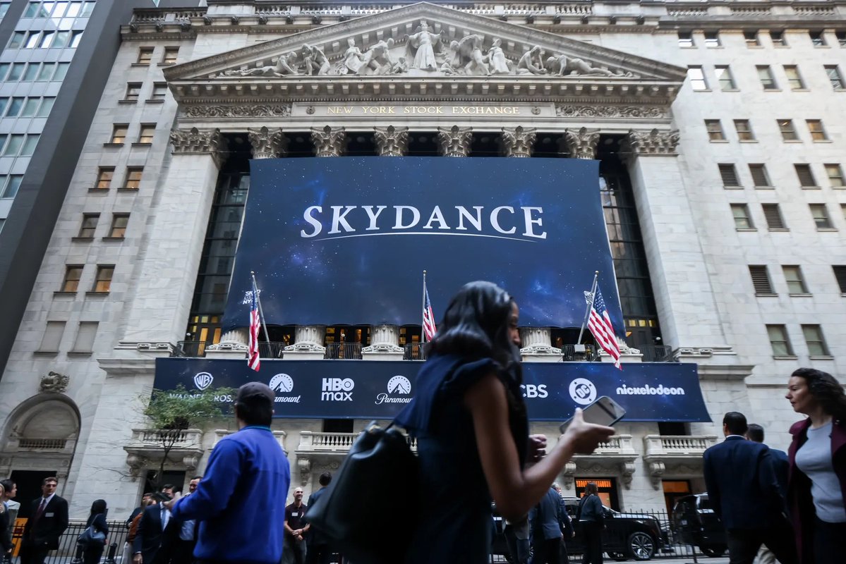 StockMKTNewz's tweet photo. Elon Musk has invested about $1 billion in Skydance $SKYD - Bloomberg https://t.co/KDbNDHx3jI