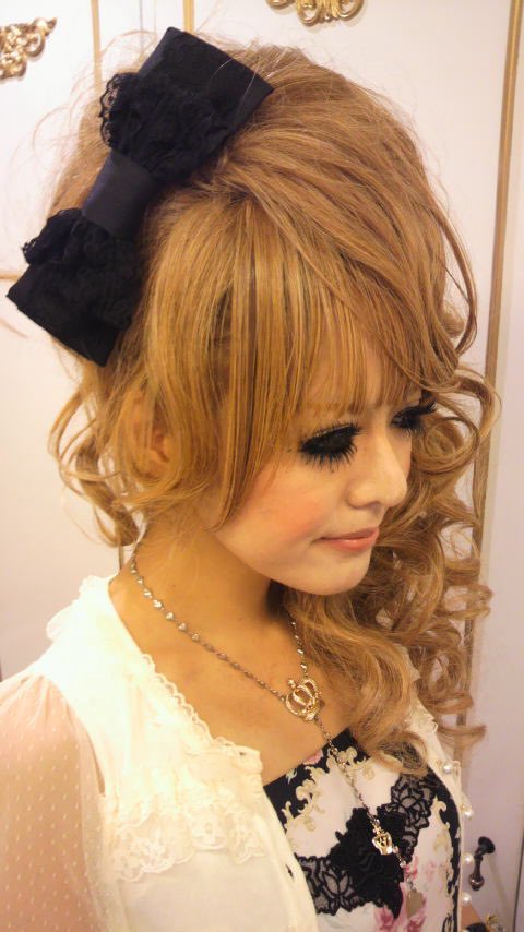 pinkmarimelo's tweet photo. fujiko https://t.co/MVfeNZf7Ox
