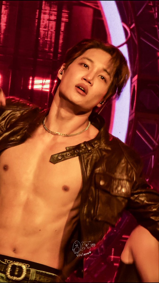 kaidiction's tweet photo. a true stage master https://t.co/PSvsUjj6Av