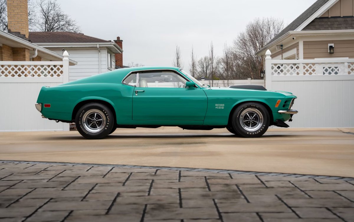 TopFlightAuto1's tweet photo. The 1970 Ford Mustang Boss 429 Fastback sold for $660,000 at Mecum’s Indy 2026 auction! 🐎🔥 

🛒Shop Now ➡https://t.co/Ik8t3gT6SZ

Check the story here - https://t.co/okvqZsTlVX...

#TopFlightAutomotive #Mustang #AmericanMuscle #Classiccar #GT500 #SN95 #Foxbody #Ford https://t.co/sKGA0pPsZD