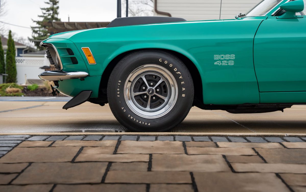 TopFlightAuto1's tweet photo. The 1970 Ford Mustang Boss 429 Fastback sold for $660,000 at Mecum’s Indy 2026 auction! 🐎🔥 

🛒Shop Now ➡https://t.co/Ik8t3gT6SZ

Check the story here - https://t.co/okvqZsTlVX...

#TopFlightAutomotive #Mustang #AmericanMuscle #Classiccar #GT500 #SN95 #Foxbody #Ford https://t.co/sKGA0pPsZD